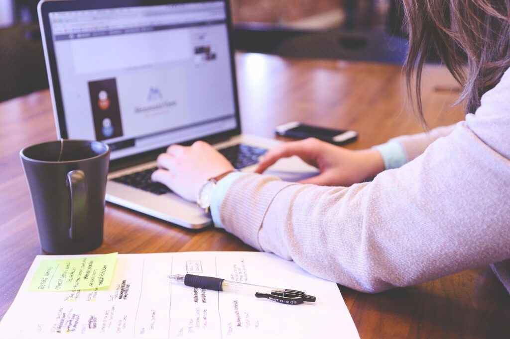 Student teaching online through a laptop in 2025 as a freelancing job
